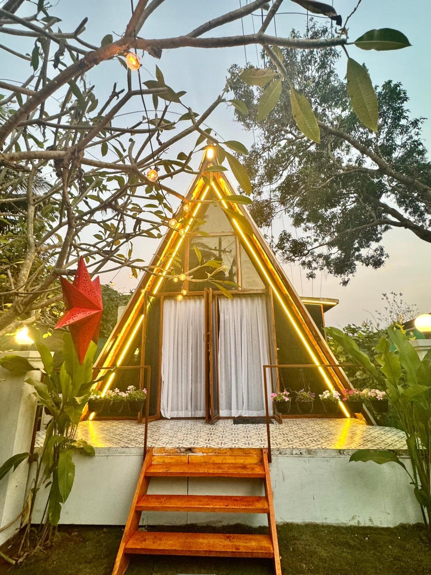 Odyssey Goa - Luxury A Frame With Private Lawn Villa Saligao Exterior photo